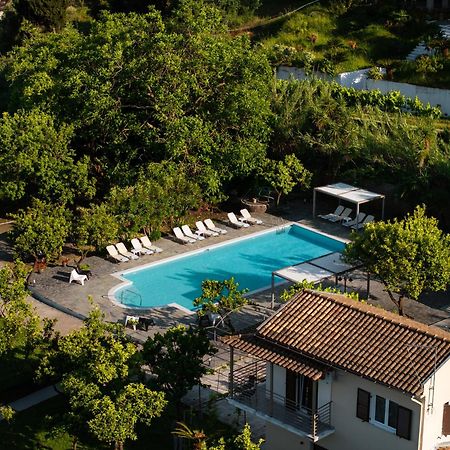 Orange Grove Suites 贝尼蔡斯 外观 照片