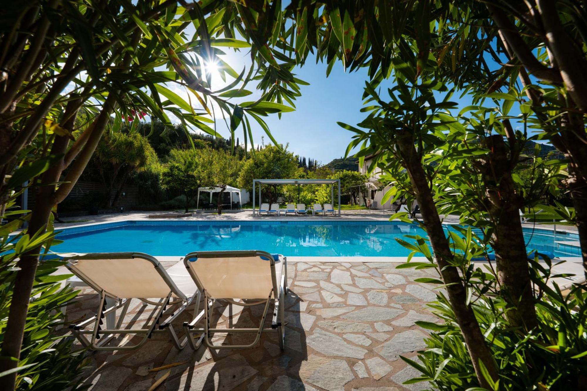 Orange Grove Suites 贝尼蔡斯 外观 照片